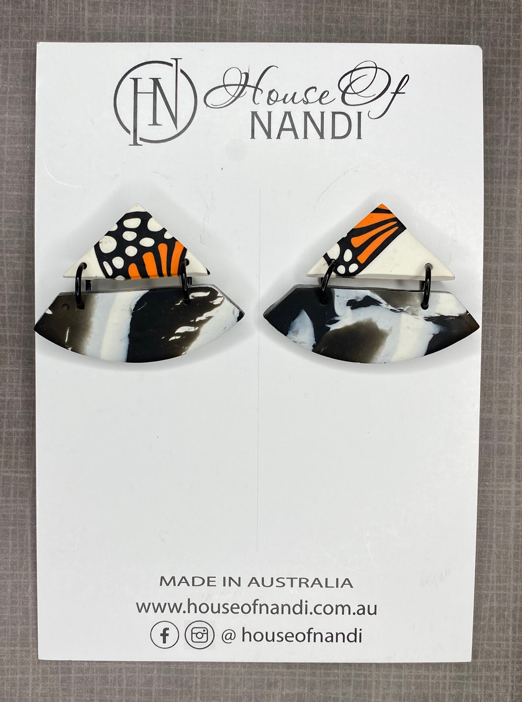 Marble Monarchy - Triangle dangles marble grey bottom